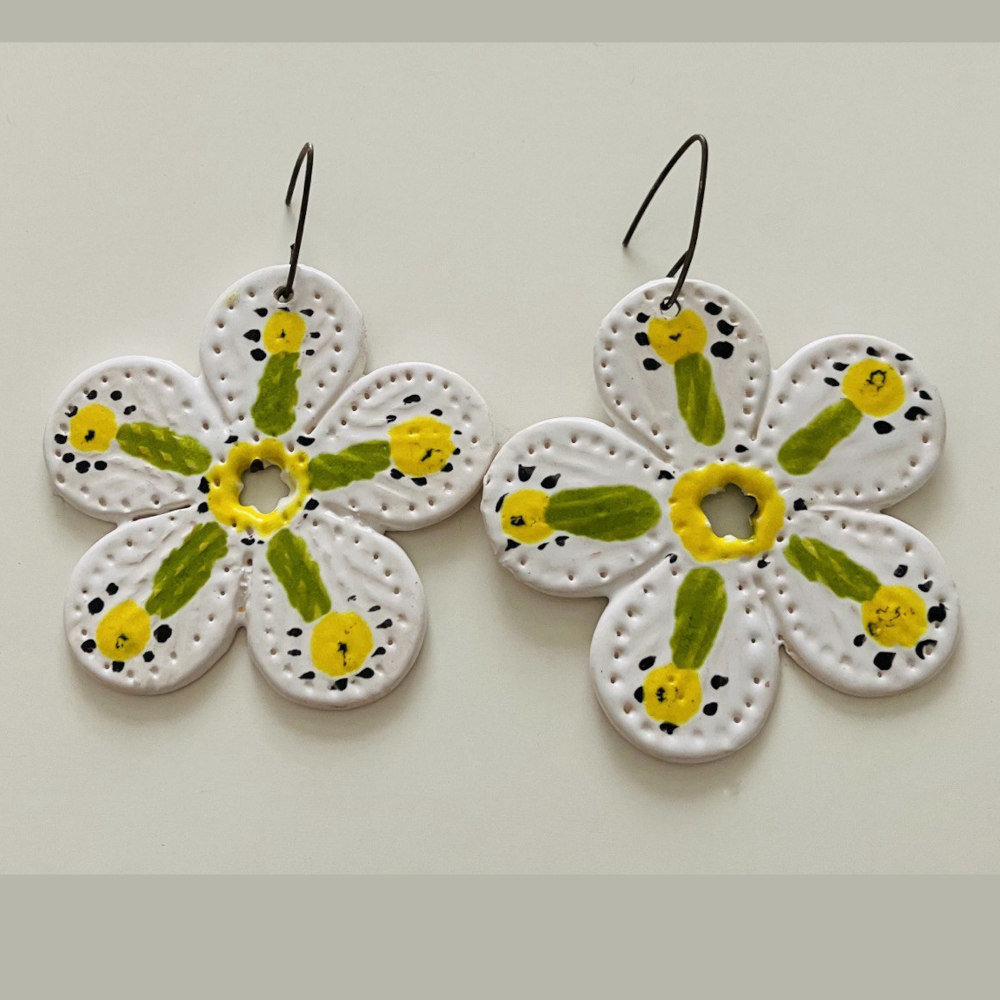 pendientes flores ceramica
